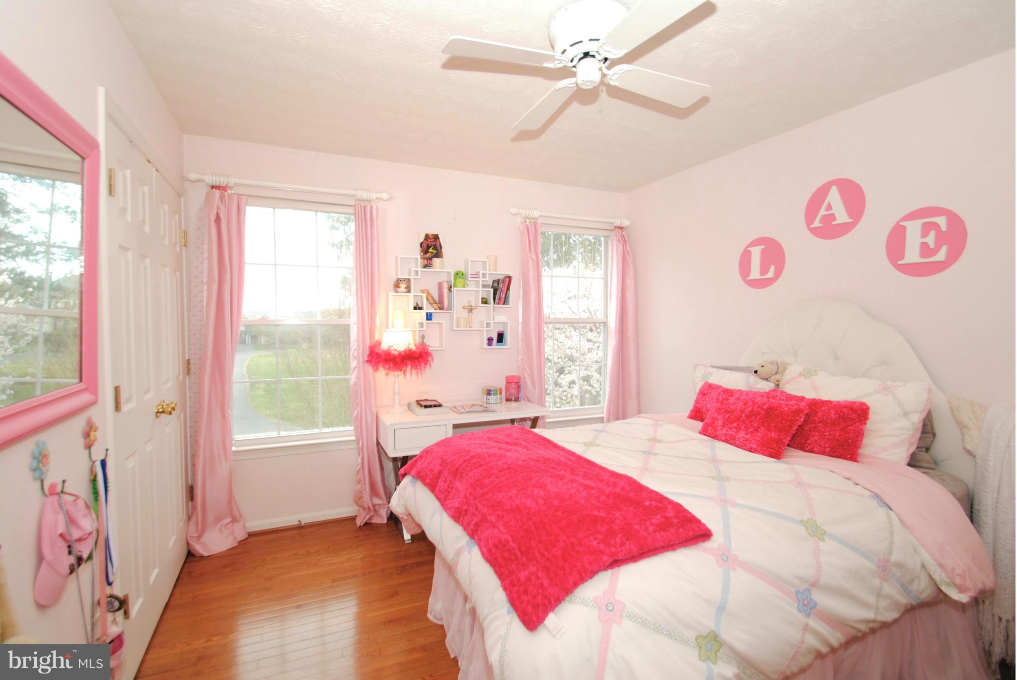 520 Broadwater Road Arnold, MD 21012 - Photo 25 of 30 Bright 'n' Breezy Bedrooms with Ample Closets
