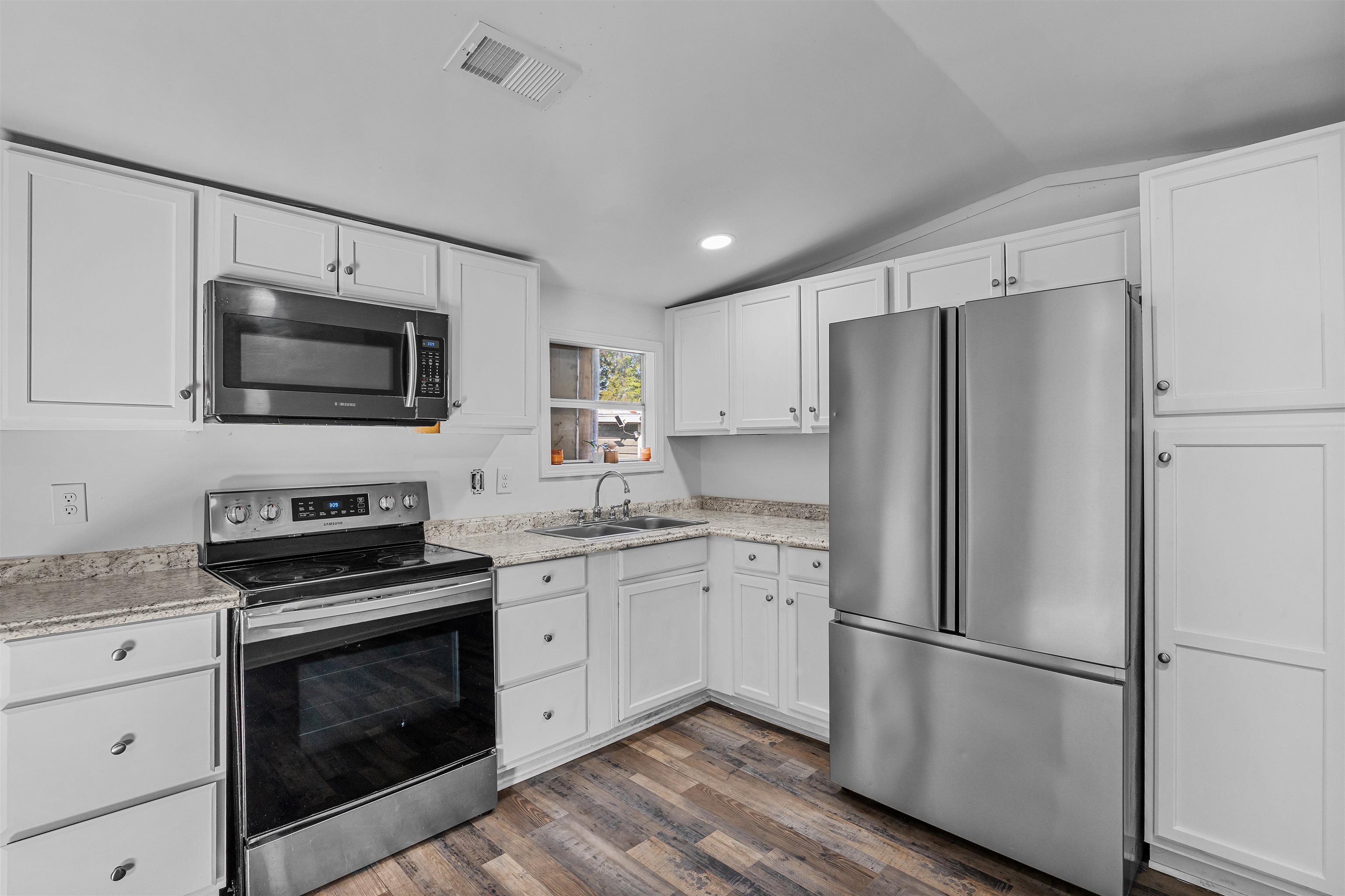 100 Romell Road West Columbia, SC 29169 - Photo 2 of 28