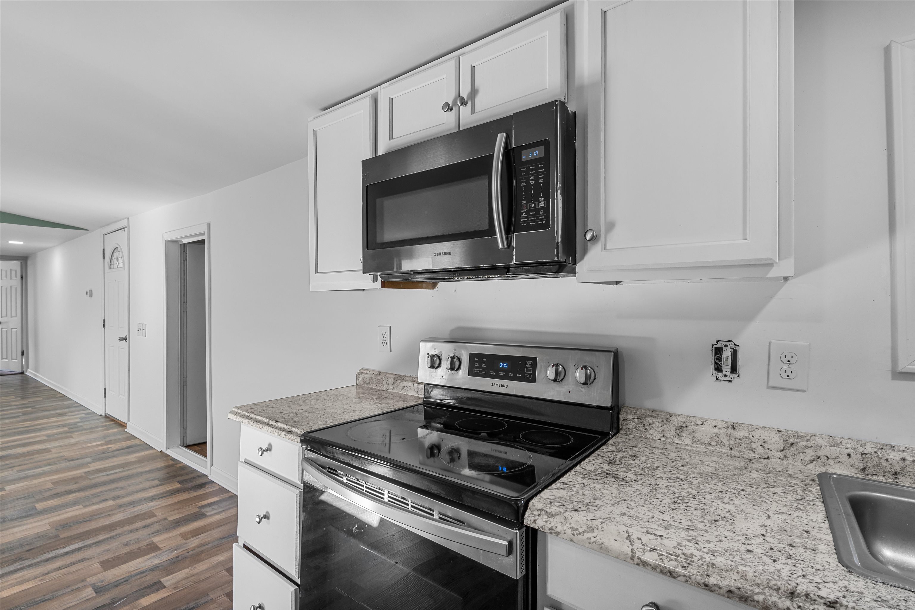 100 Romell Road West Columbia, SC 29169 - Photo 3 of 28