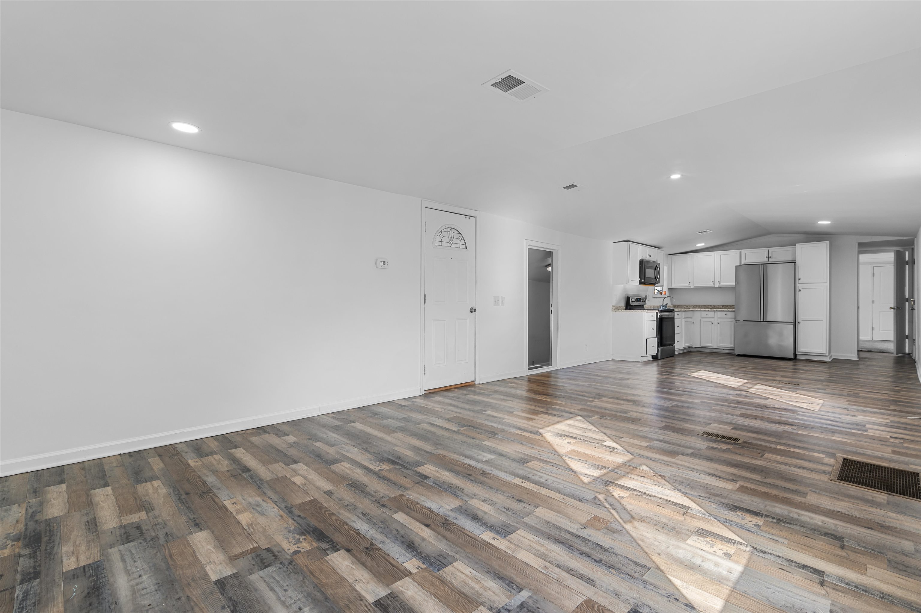 100 Romell Road West Columbia, SC 29169 - Photo 5 of 28