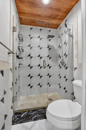 $3,000 | 6671 Via Regina, Unit 6671, Boca Raton, FL 33433