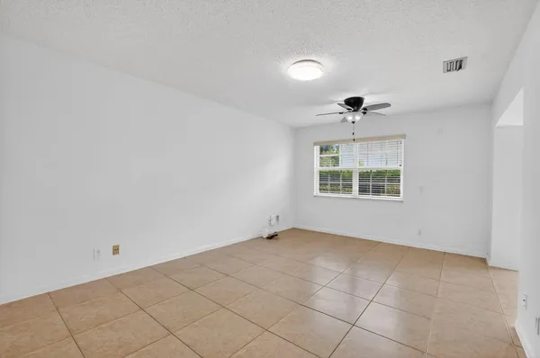 $3,000 | 6671 Via Regina, Unit 6671, Boca Raton, FL 33433