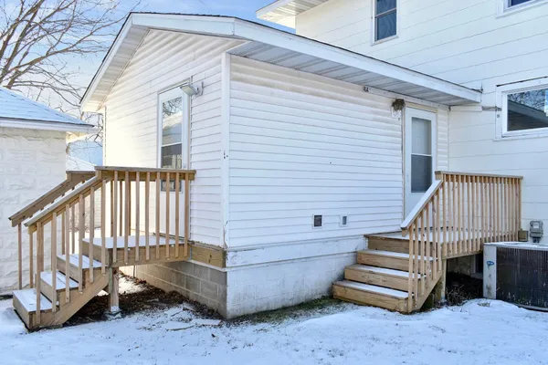 $218,900 | 714 East Mark Street, Winona, MN 55987