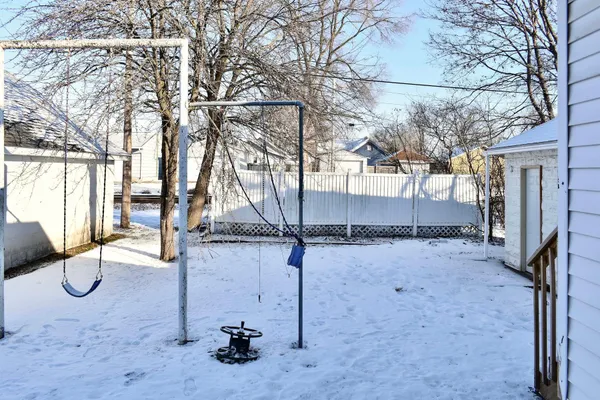 $218,900 | 714 East Mark Street, Winona, MN 55987