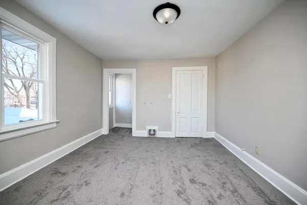$218,900 | 714 East Mark Street, Winona, MN 55987