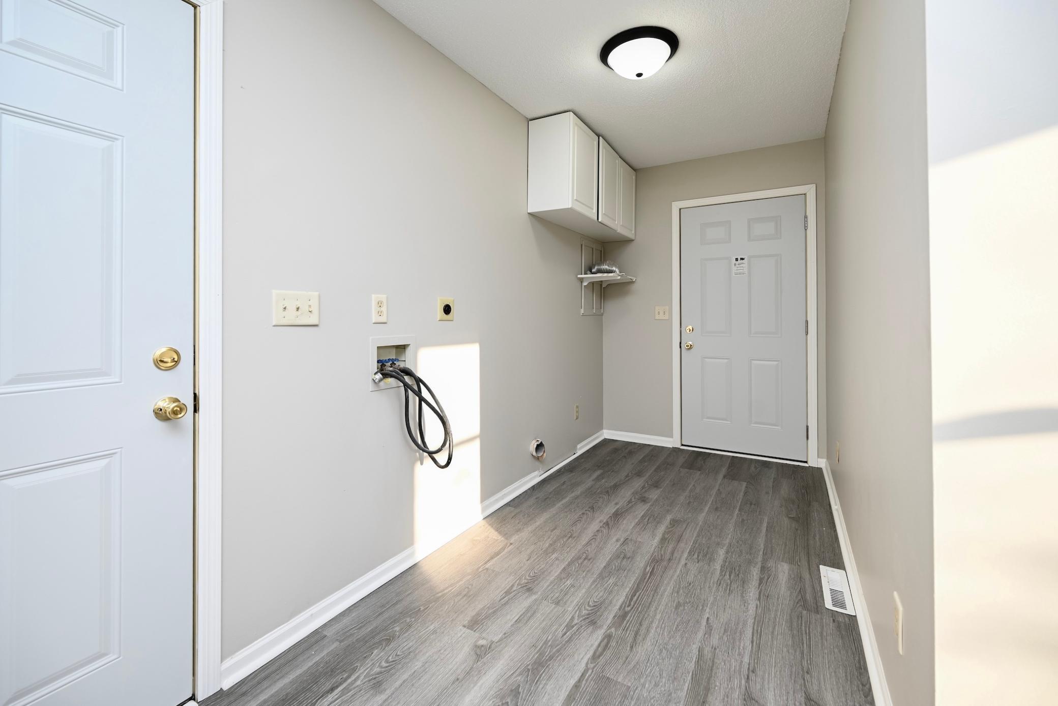 714 East Mark Street Winona, MN 55987 - Photo 4 of 17