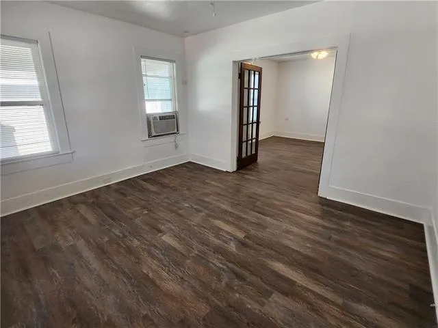 $950 | 533 Avenue A, Marrero, LA 70072