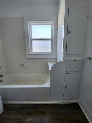 $950 | 533 Avenue A, Marrero, LA 70072