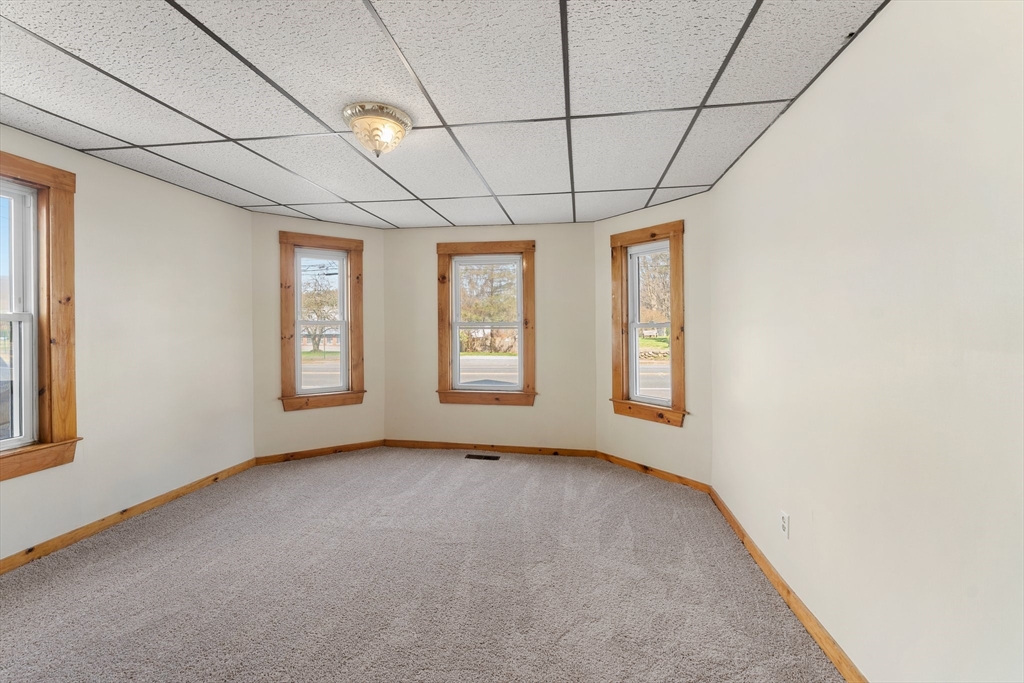 717 Main Street Warren, MA 01083 - Photo 11 of 38 Gallery Image 11