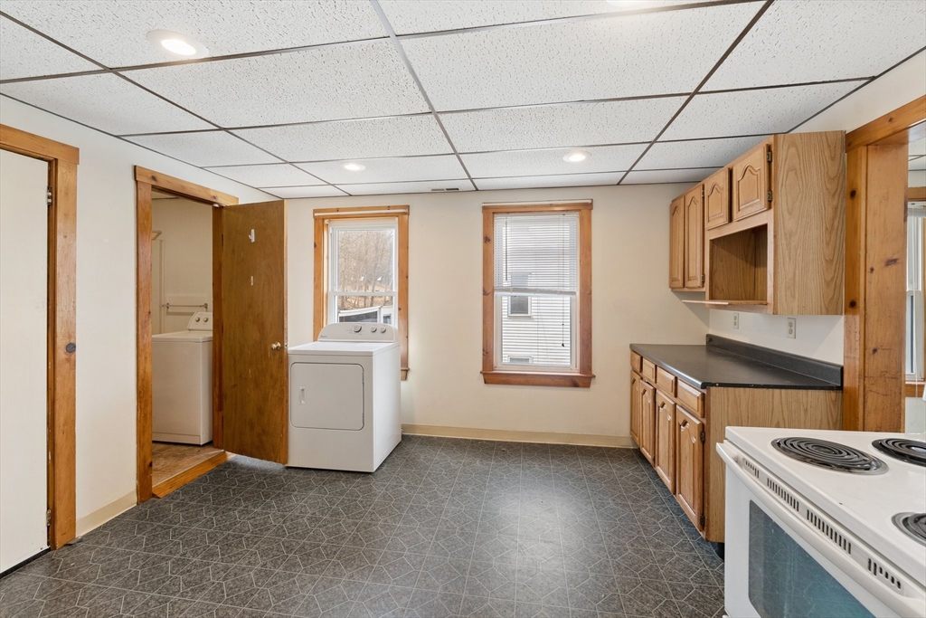 717 Main Street Warren, MA 01083 - Photo 16 of 38 Gallery Image 16