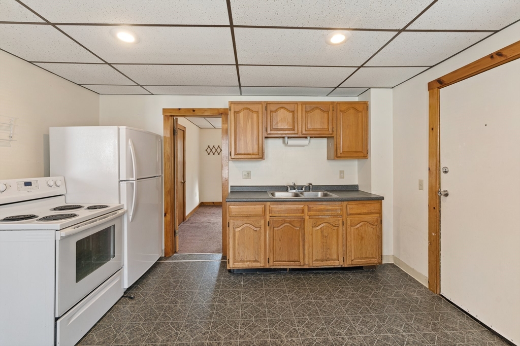 717 Main Street Warren, MA 01083 - Photo 17 of 38 Gallery Image 17