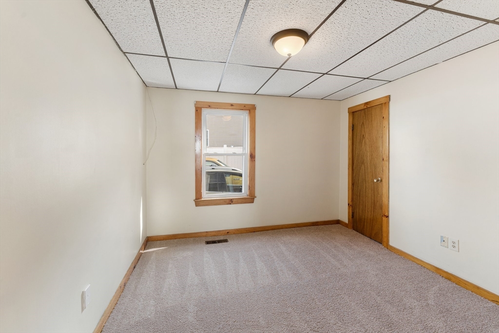 717 Main Street Warren, MA 01083 - Photo 9 of 38 Gallery Image 9