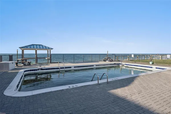 $599,000 | 6 Soundview Drive, Unit NORTH DECK, Montauk, NY 11954