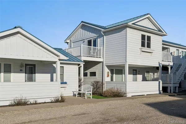 $599,000 | 6 Soundview Drive, Unit NORTH DECK, Montauk, NY 11954