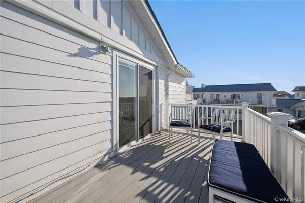 $599,000 | 6 Soundview Drive, Unit NORTH DECK, Montauk, NY 11954