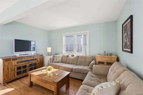 $599,000 | 6 Soundview Drive, Unit NORTH DECK, Montauk, NY 11954