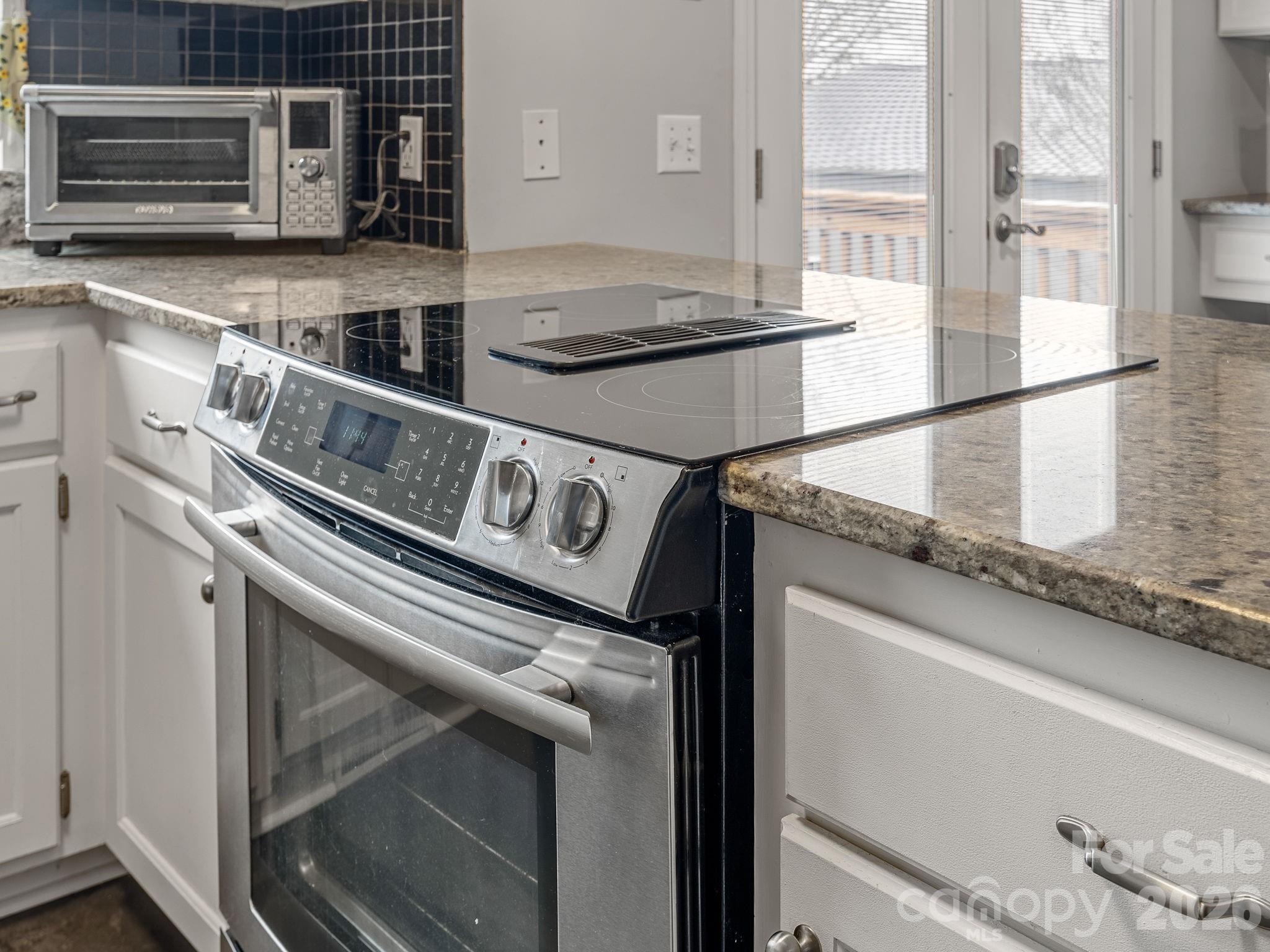 1570 Roddy Road Campobello, SC 29322 - Photo 15 of 46