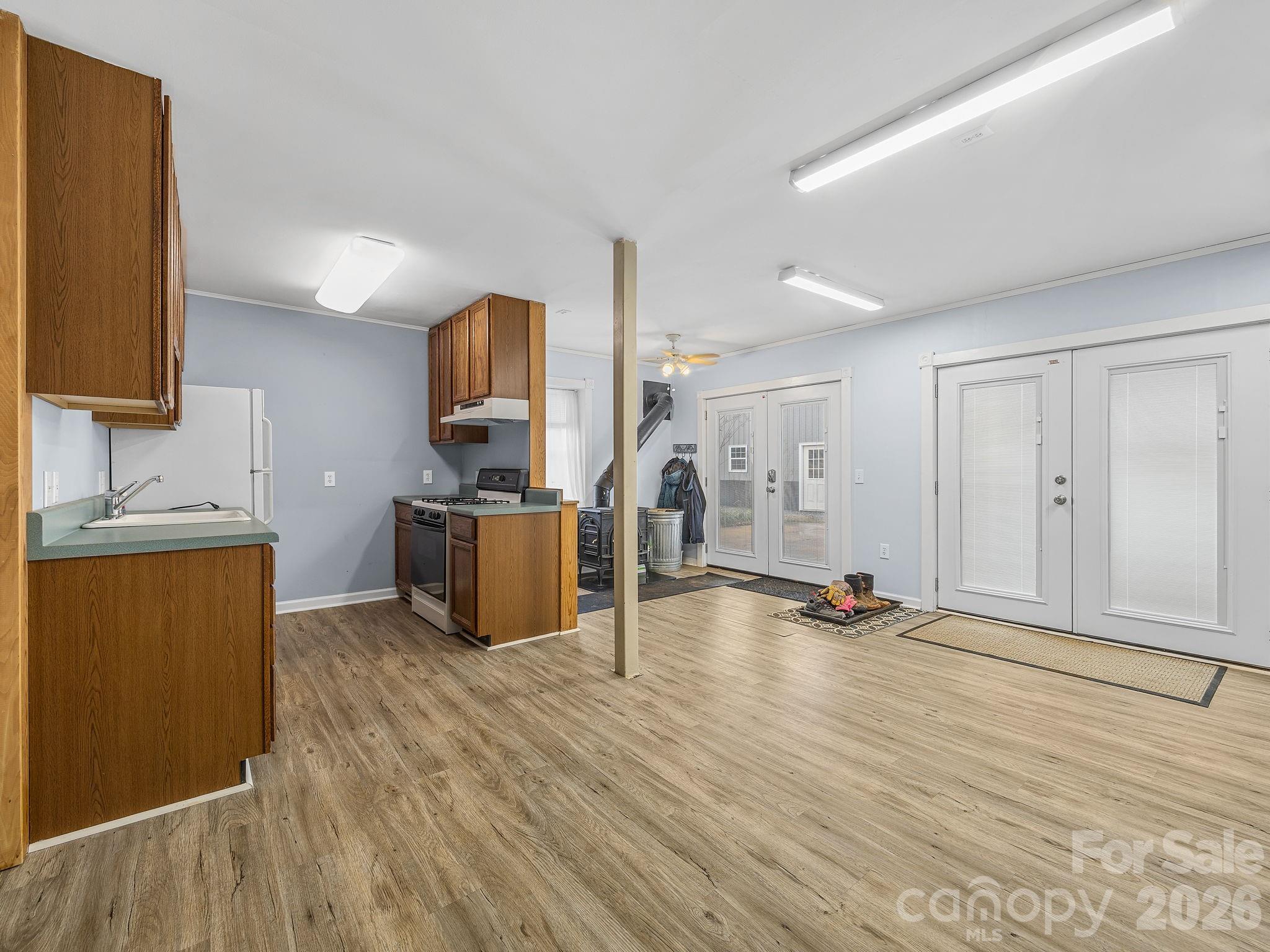 1570 Roddy Road Campobello, SC 29322 - Photo 32 of 46