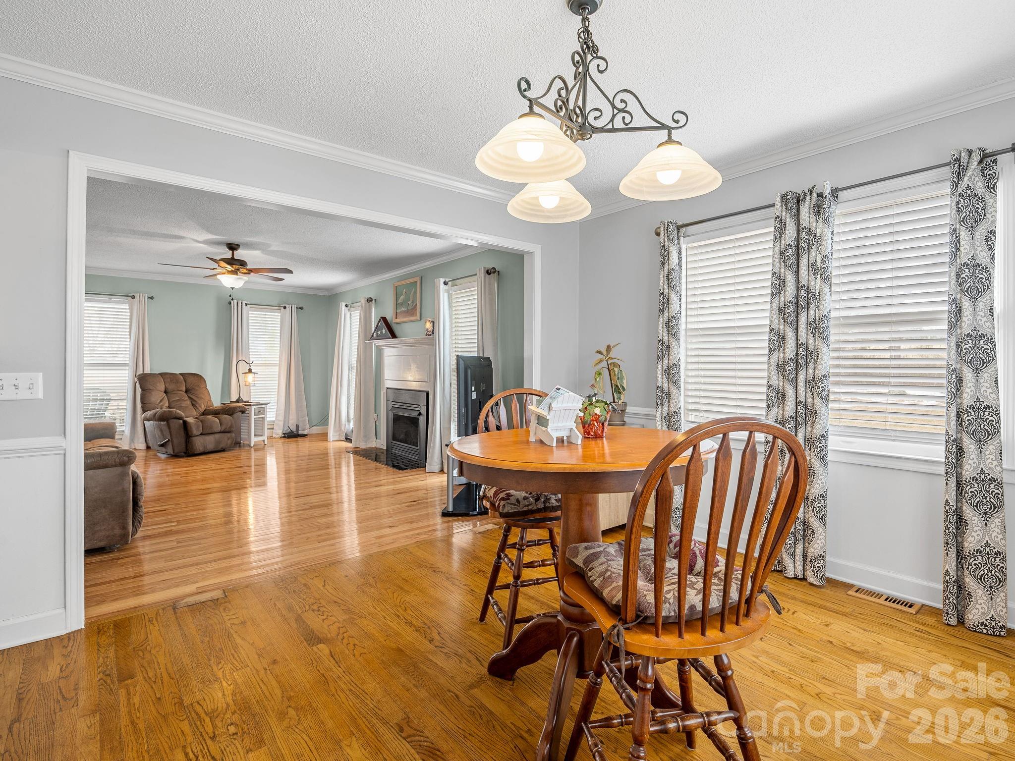 1570 Roddy Road Campobello, SC 29322 - Photo 9 of 46