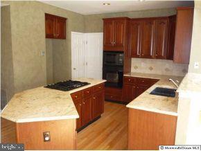 13 Timberline Road Bayville, NJ 08721 - Photo 3 of 12 Gallery Image 3