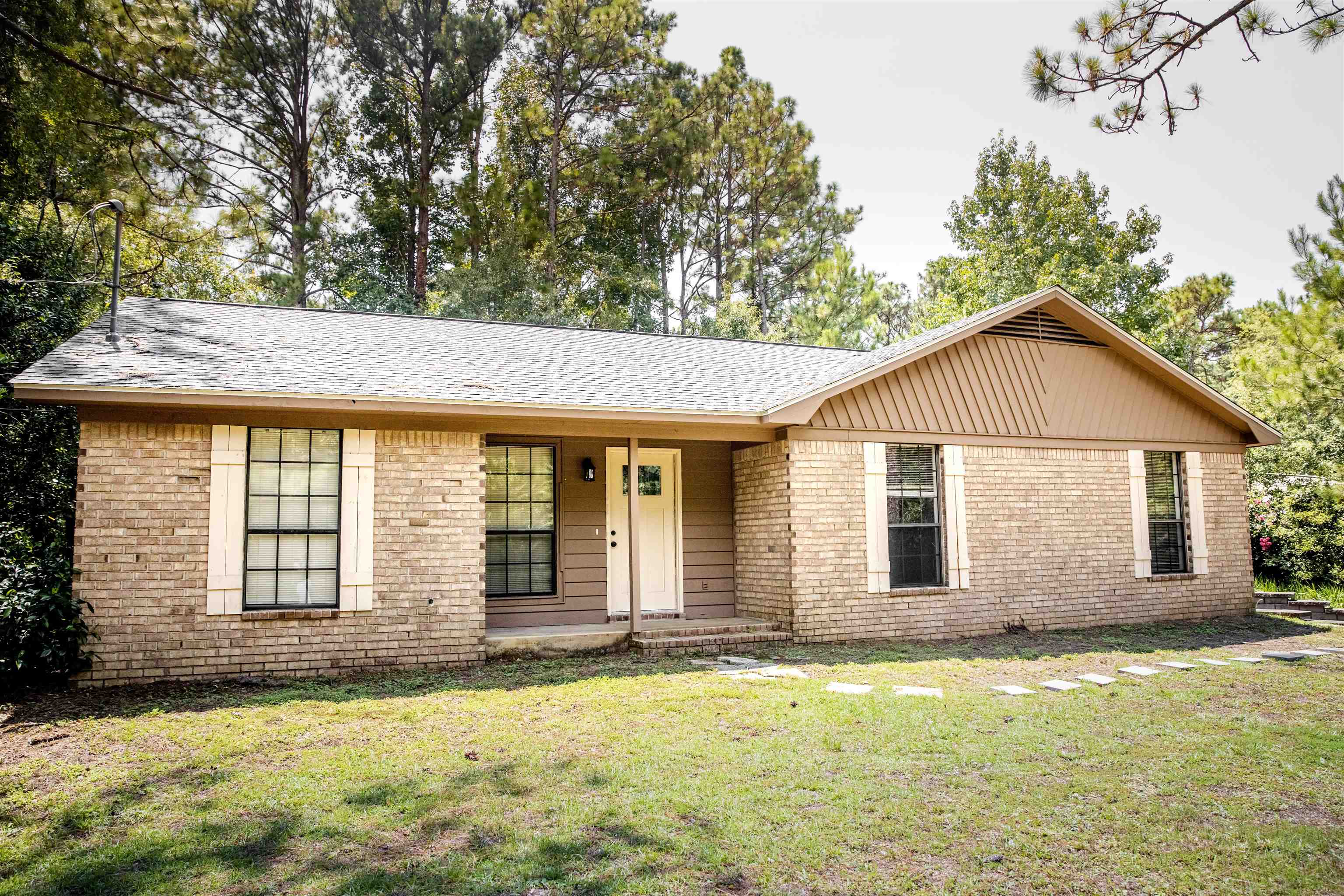 154 Greenbay Circle Daphne, AL 36526 - Photo 1 of 17