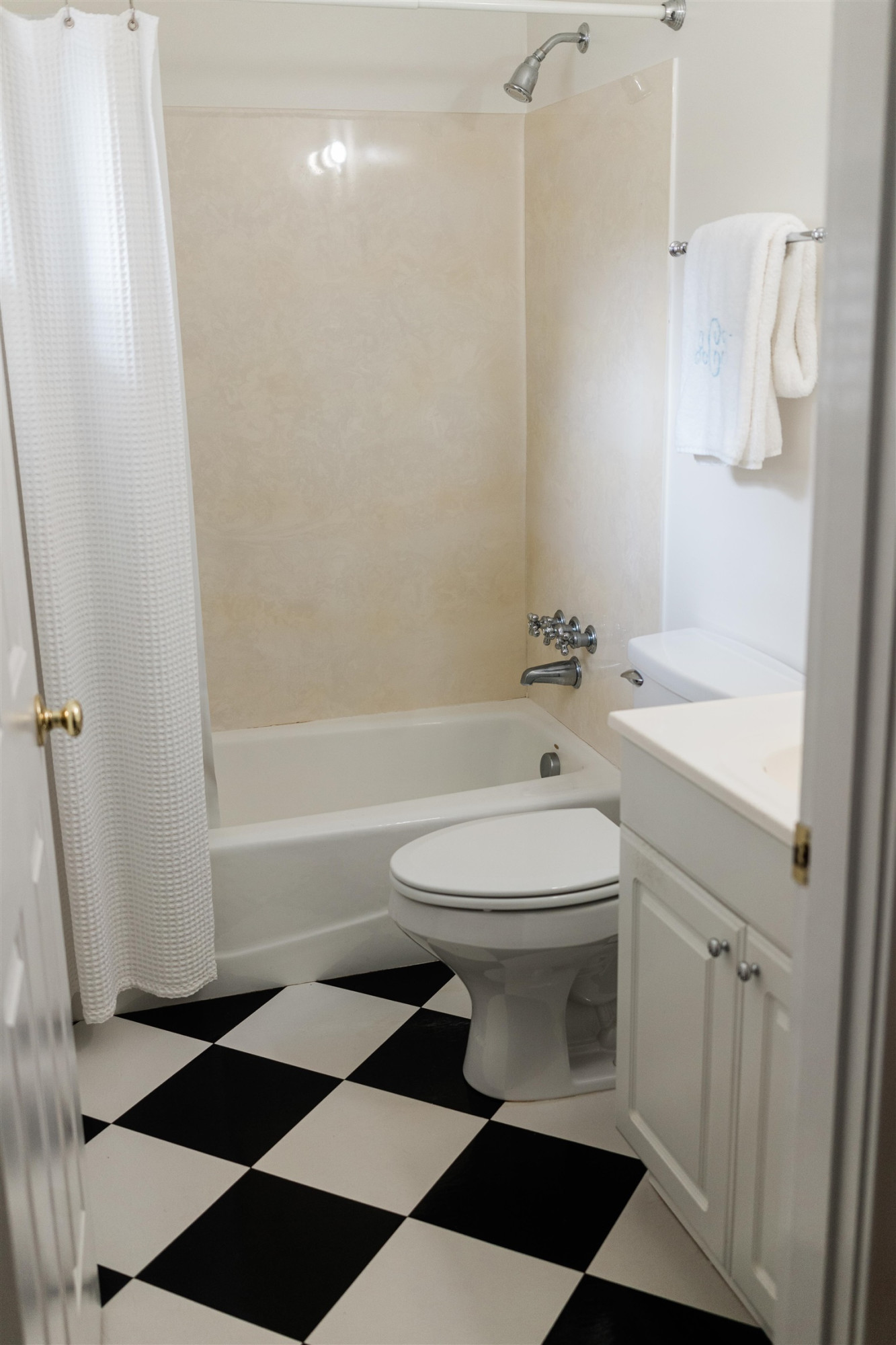 423 East Rowan Street Raleigh, NC 27609 - Photo 18 of 20 Photo 18