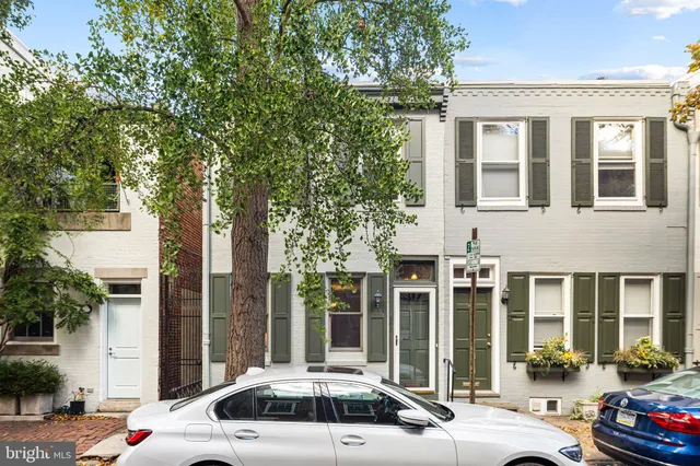 $650,000 | 2317 Waverly Street, Philadelphia, PA 19146