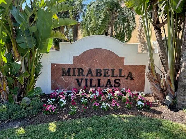 $399,000 | 110 Villa Circle, Unit 110, Boynton Beach, FL 33435
