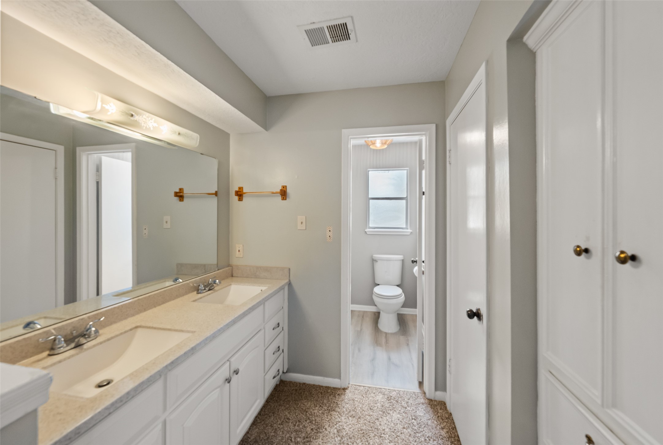 8407 Barmby Court Spring, TX 77389 - Photo 20 of 25 Primary Bath