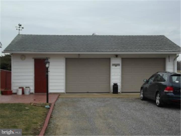 30 Garrison Road Elmer, NJ 08318 - Photo 3 of 9 Garage