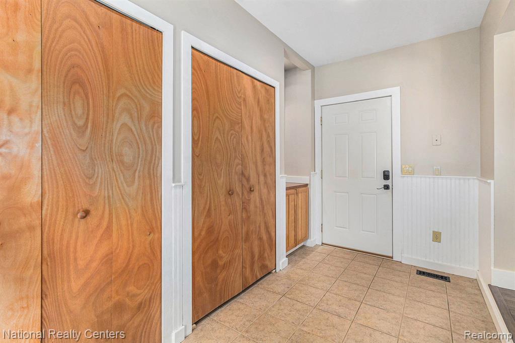 4060 Cullen Road Fenton, MI 48430 - Photo 25 of 32