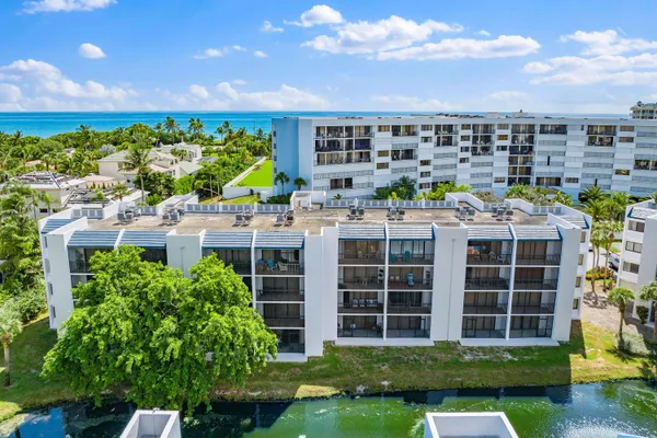 $2,400 | 1605 Highway 1, Unit A301, Jupiter, FL 33477