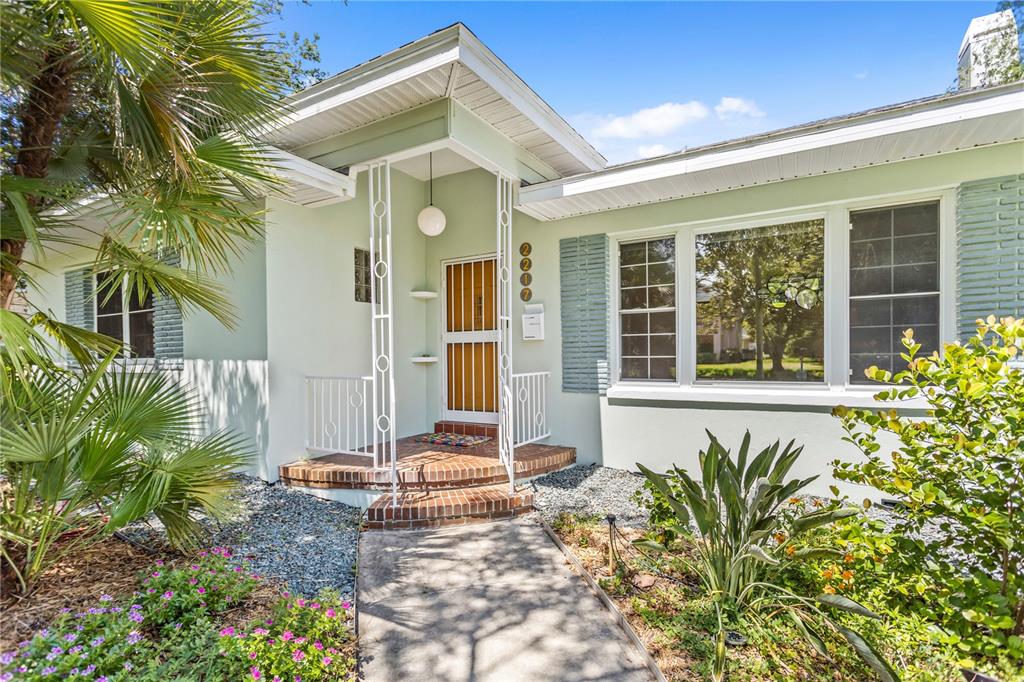 2217 Brevard Road Northeast St. Petersburg, FL 33704 - Photo 3 of 66