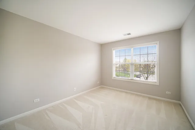 $444,900 | 33 Spyglass Circle, Palos Heights, IL 60463