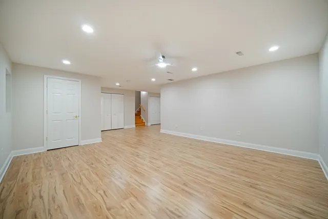 $444,900 | 33 Spyglass Circle, Palos Heights, IL 60463