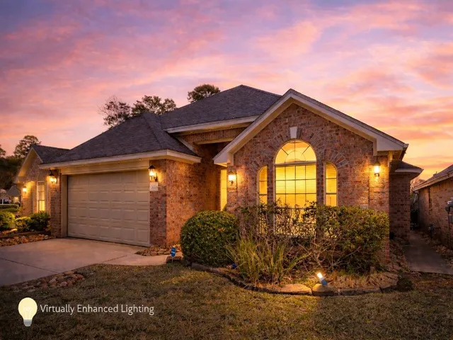 $289,900 | 10542 Parkside Drive, Willis, TX 77318