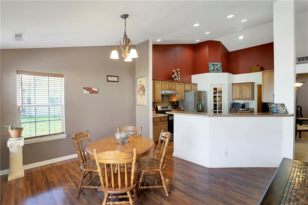 8074 Sedge Grass Road Noblesville, IN 46060 - Photo 10 of 26 Gallery Image 10