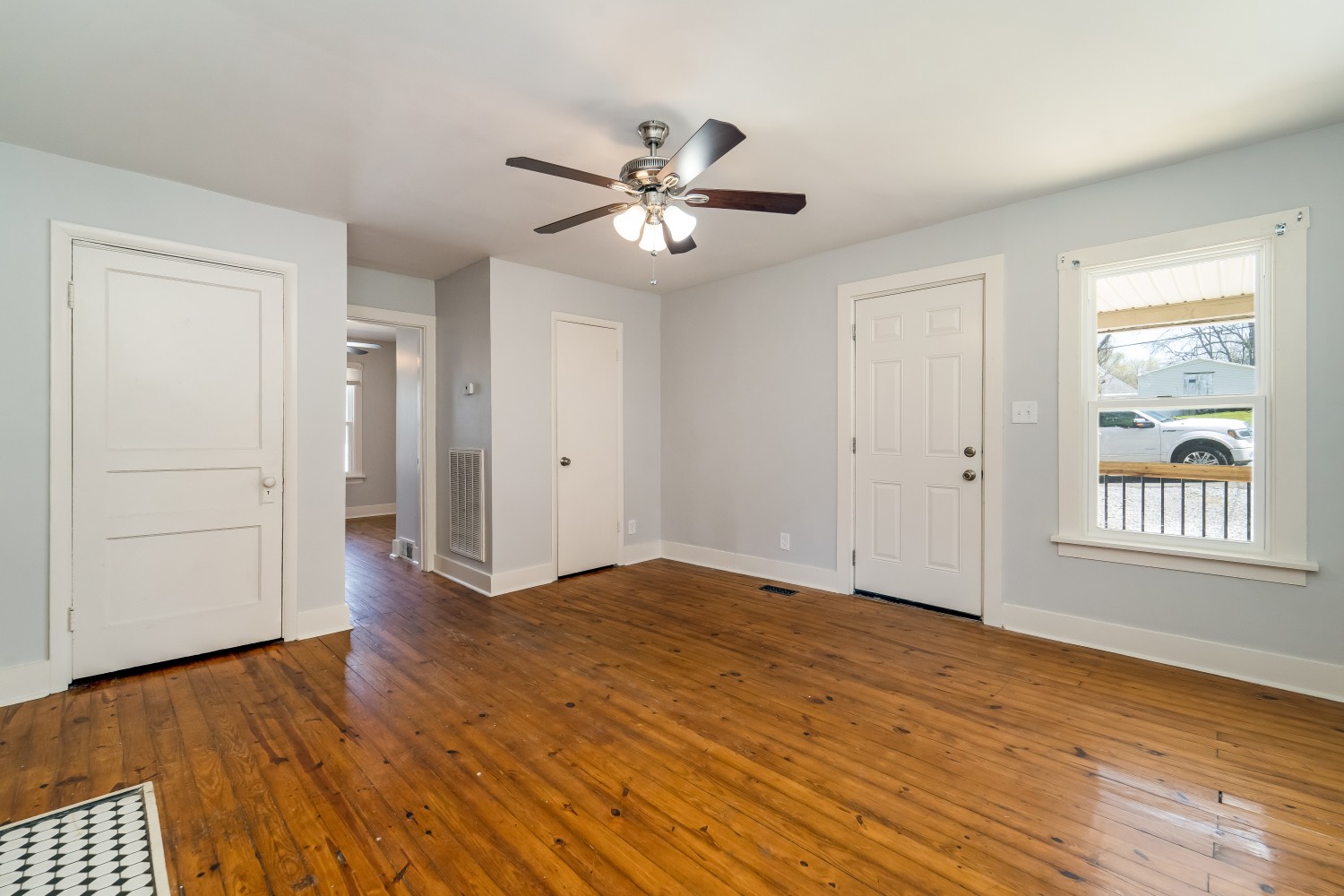 105 North Walnut Street Springfield, TN 37172 - Photo 11 of 20 Gallery Image 11