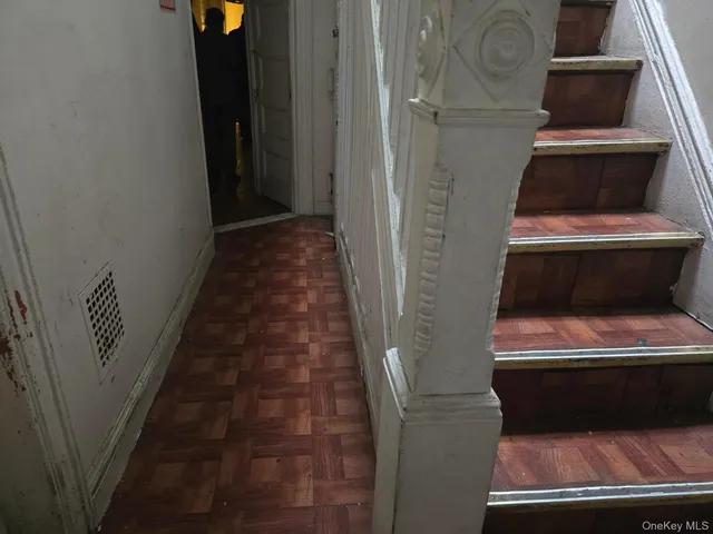 $849,000 | 92 Crystal Street | City Line