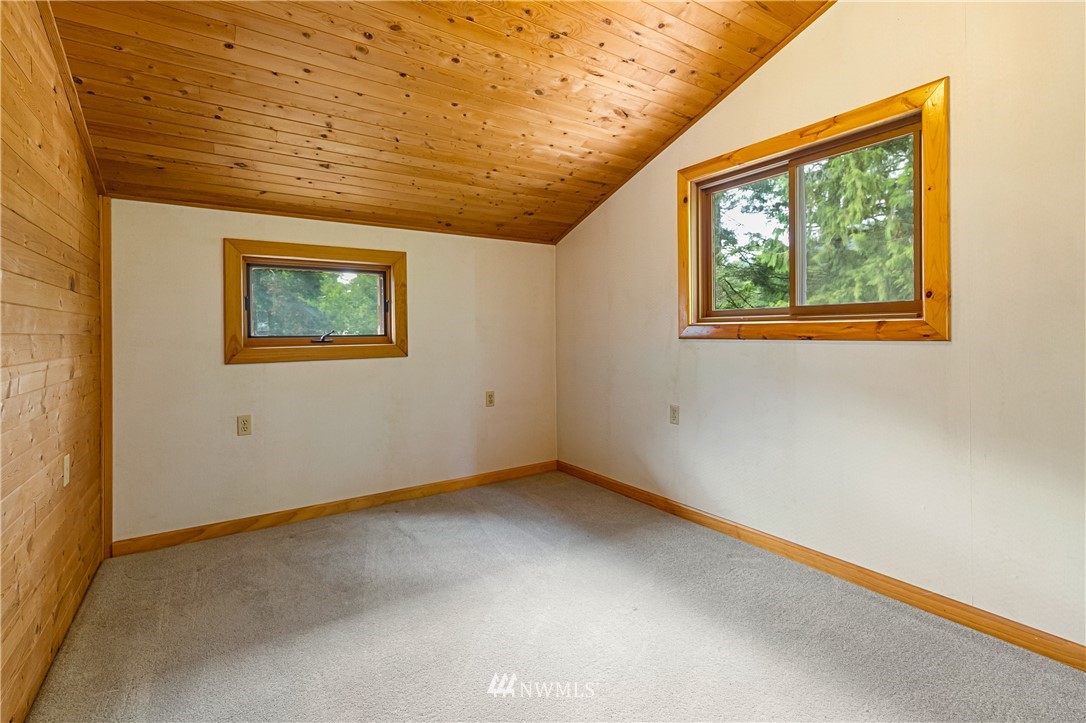 6200 North Fork Road Deming, WA 98244 - Photo 20 of 40