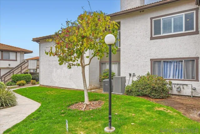 $499,000 | 9840 Shirley Gardens Drive, Unit 8, Santee, CA 92071