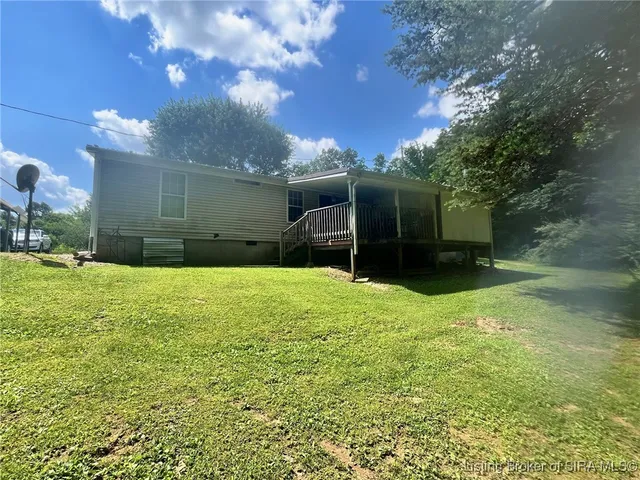 $280,000 | 2702 North County Road 100 West, Paoli, IN 47454