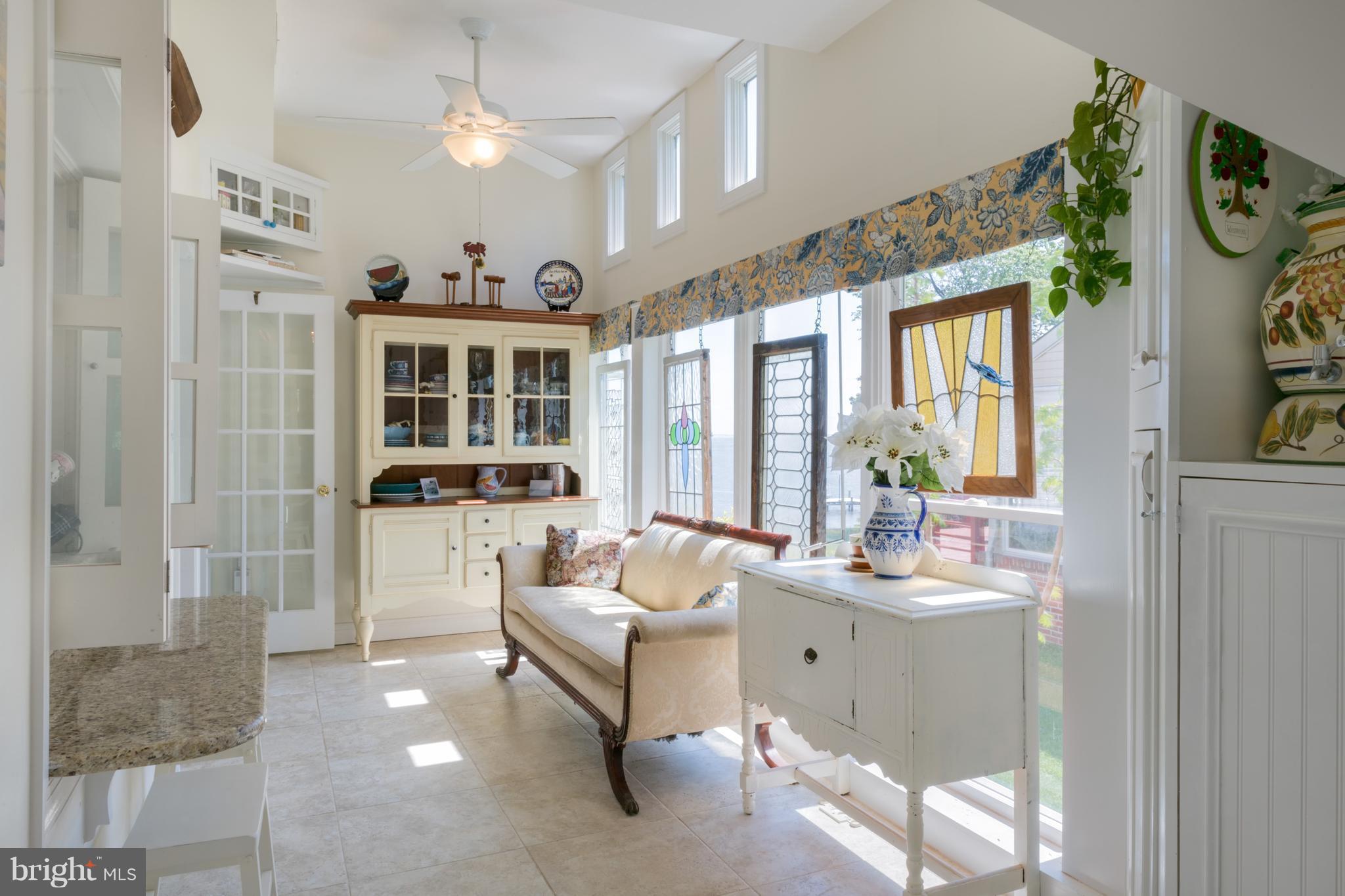 1186 River Bay Road Annapolis, MD 21409 - Photo 22 of 30 Entrance foyer