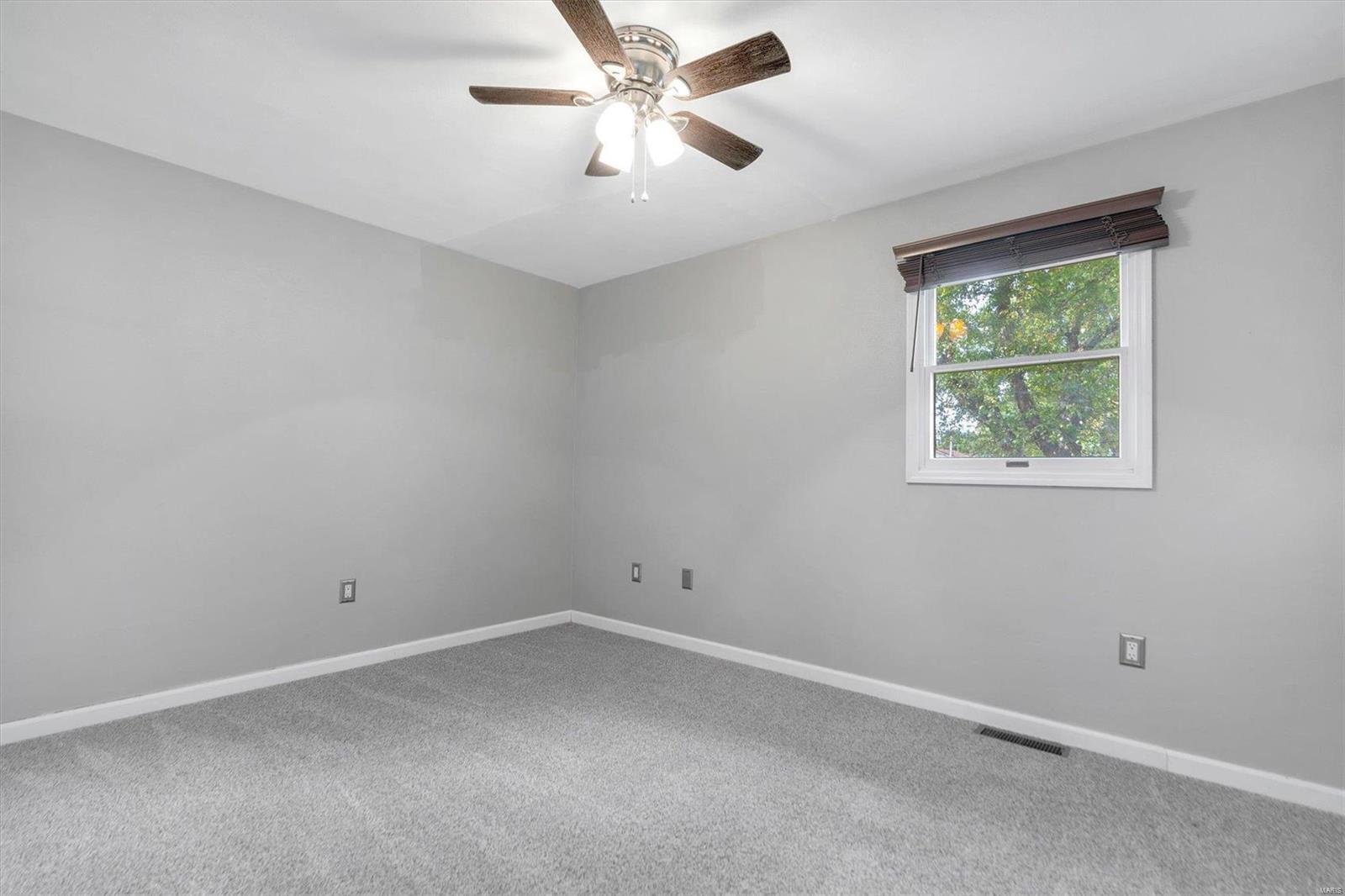 1901 Applegate Lane Edwardsville, IL 62025 - Photo 8 of 33