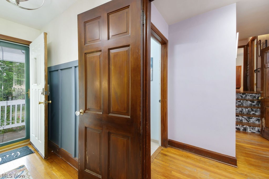 1412 Graham Road Silver Lake, OH 44224 - Photo 14 of 50 Foyer