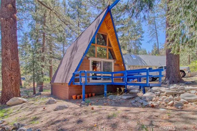 $329,000 | 6253 Cardinal Road, Wrightwood, CA 92397
