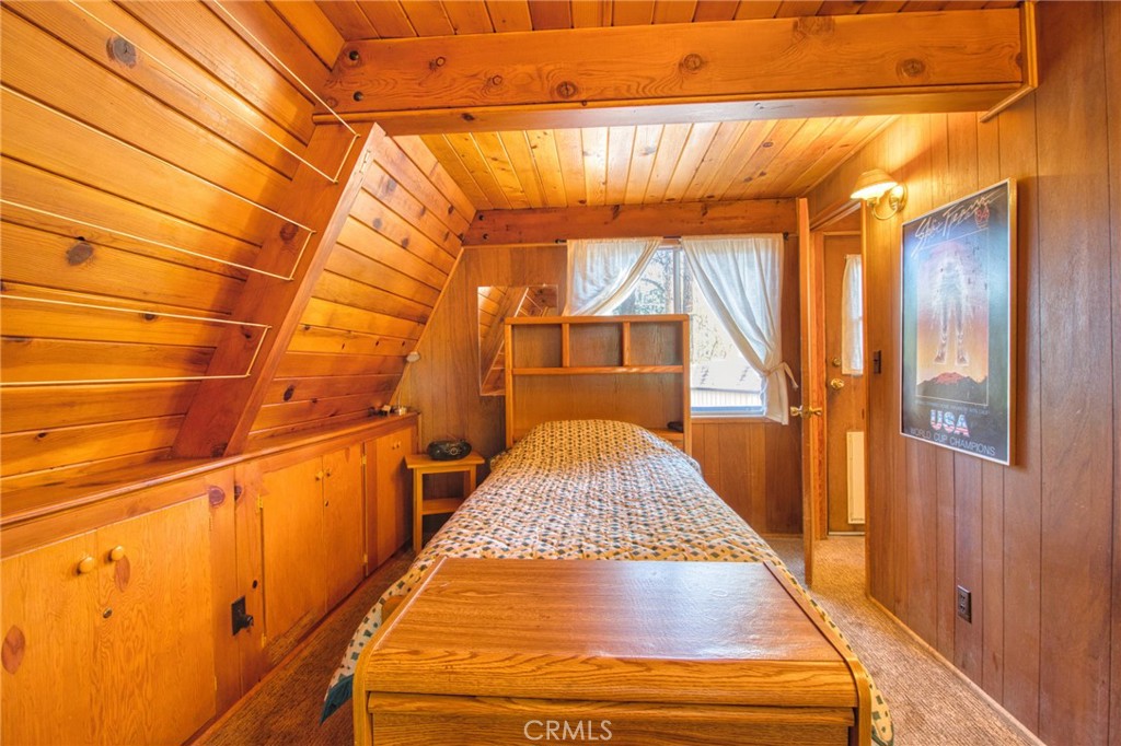 6253 Cardinal Road Wrightwood, CA 92397 - Photo 15 of 49