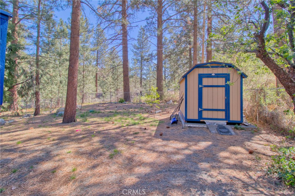 6253 Cardinal Road Wrightwood, CA 92397 - Photo 46 of 49