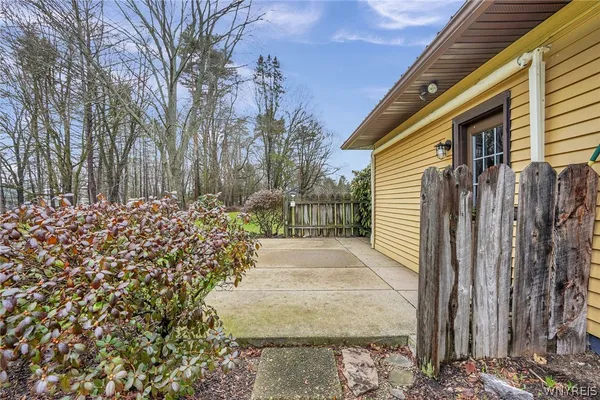 $299,900 | 12869 Meyers Road, Chaffee, NY 14030