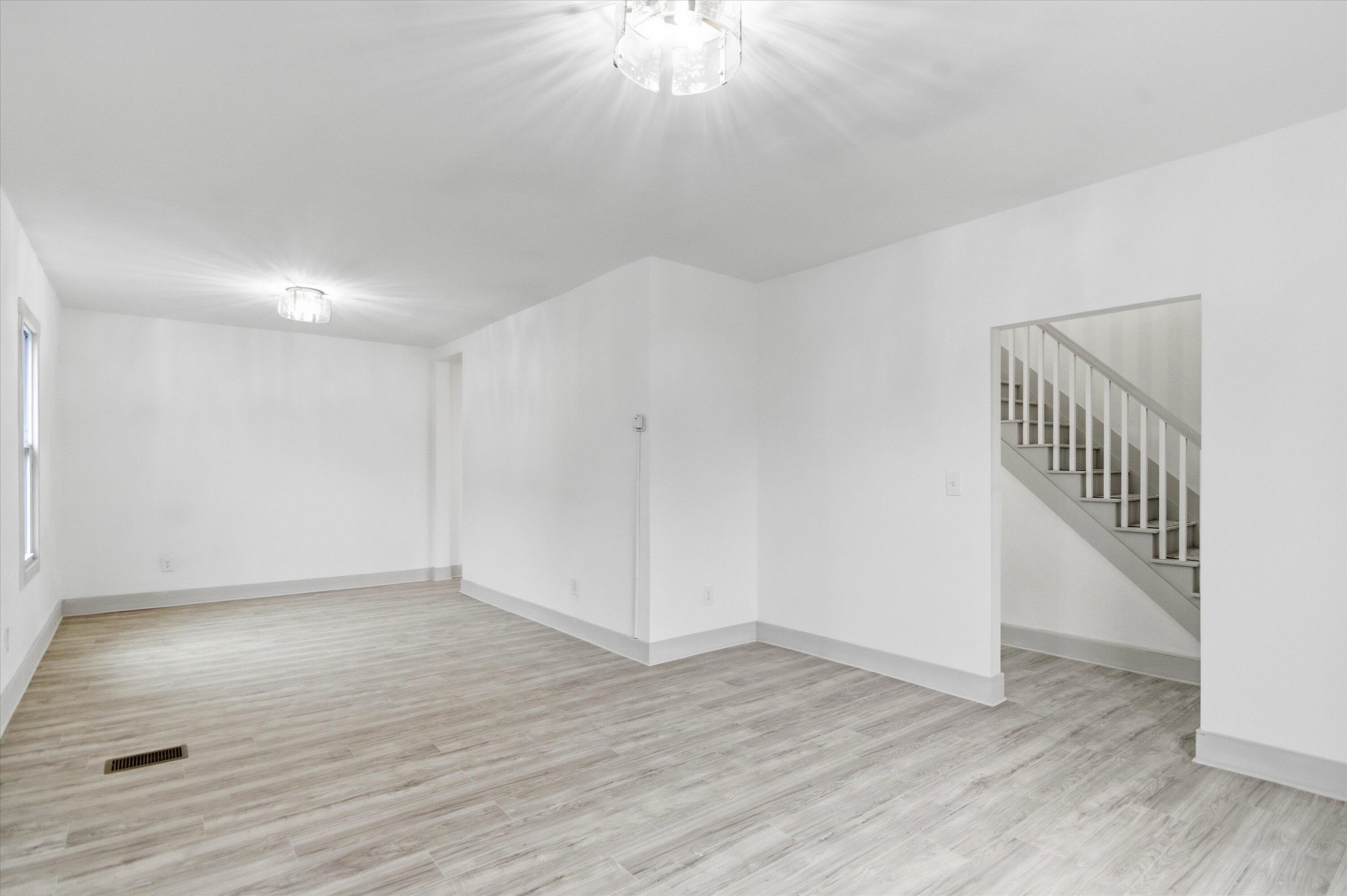 2708 Hooker Street Detroit, MI 48208 - Photo 11 of 29 14-14